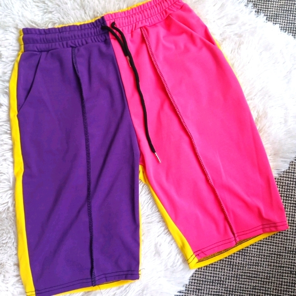 Color Block Short Set - Picture 2 of 4